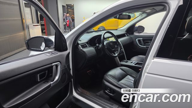 Land Rover Discovery Sport 2.0 TD4 SE