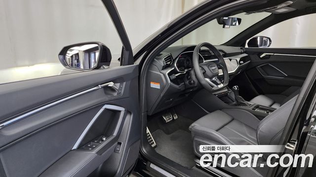 Audi Q3 40 TFSI Quattro Premium Sport Back