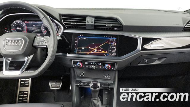 Audi Q3 40 TFSI Quattro Premium Sport Back