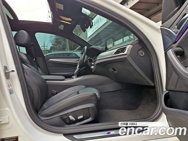 BMW 5-Series 530i M Sport Package