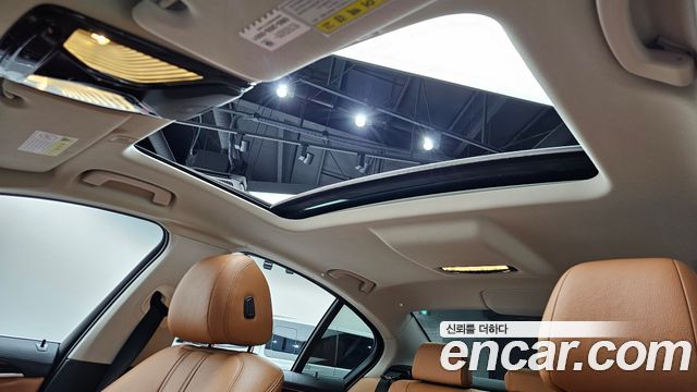 BMW 5-Series 520i Luxury