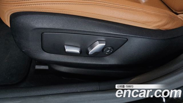 BMW 5-Series 520i Luxury