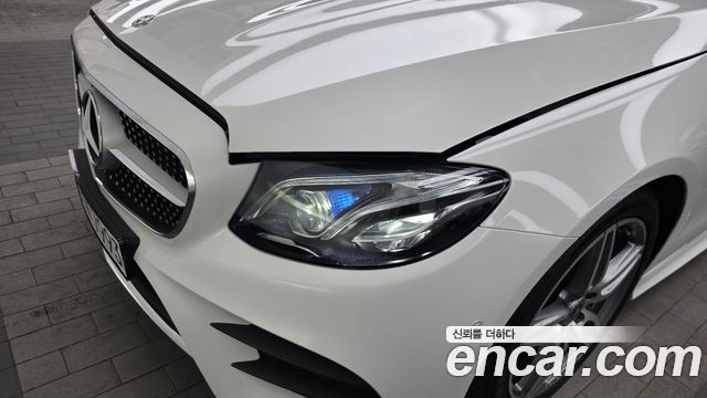 Mercedes-Benz E-Class E220d Cabriolet