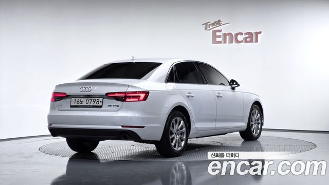 Audi A4 45 TFSI