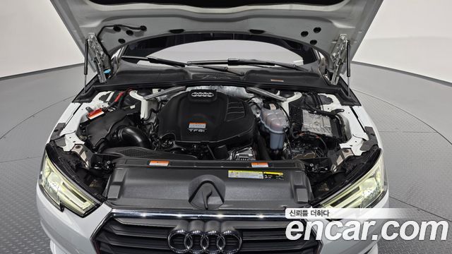 Audi A4 45 TFSI