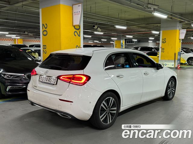 Mercedes-Benz A-Class A220 Hatchback