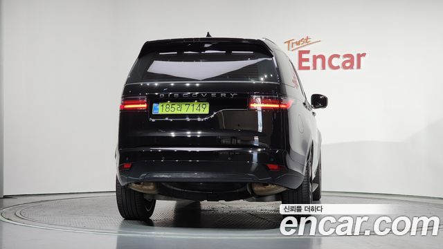 Land Rover Discovery D350 Dynamic HSE
