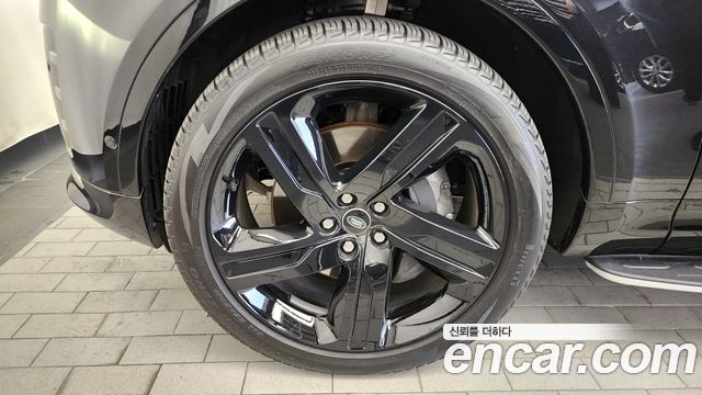 Land Rover Discovery D350 Dynamic HSE