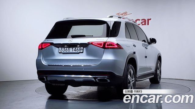 Mercedes-Benz GLE-Class GLE300d 4MATIC