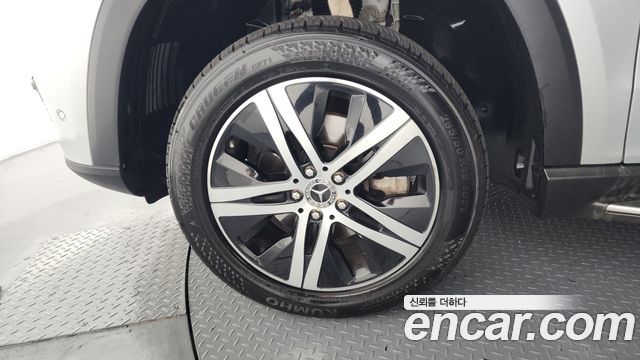 Mercedes-Benz GLE-Class GLE300d 4MATIC