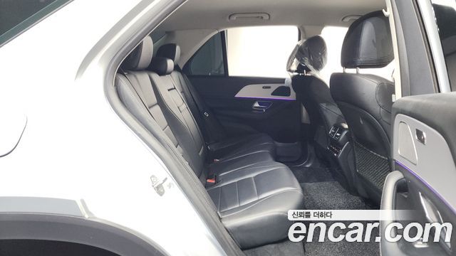 Mercedes-Benz GLE-Class GLE300d 4MATIC