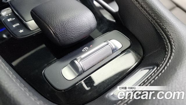 Mercedes-Benz GLE-Class GLE300d 4MATIC