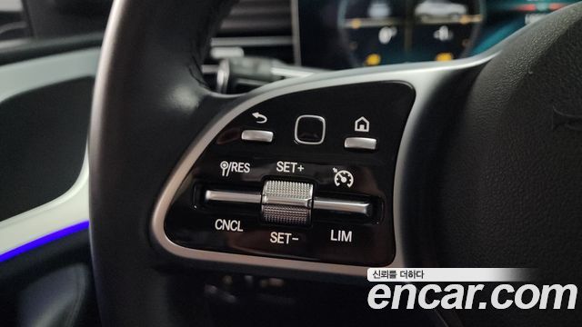 Mercedes-Benz GLE-Class GLE300d 4MATIC
