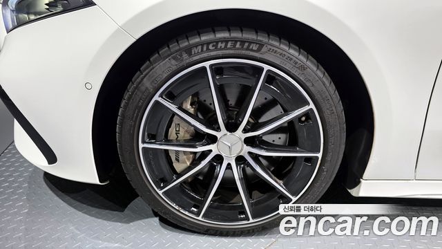 Mercedes-Benz A-Class AMG A35 4MATIC Sedan