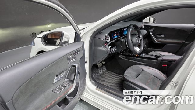 Mercedes-Benz A-Class AMG A35 4MATIC Sedan