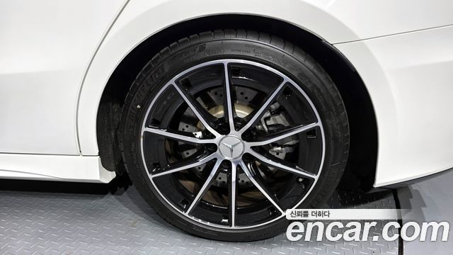 Mercedes-Benz A-Class AMG A35 4MATIC Sedan