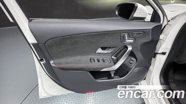 Mercedes-Benz A-Class AMG A35 4MATIC Sedan