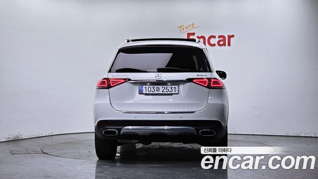 Mercedes-Benz GLE-Class GLE300d 4MATIC