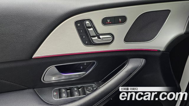 Mercedes-Benz GLE-Class GLE300d 4MATIC