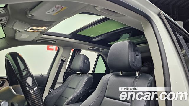 Mercedes-Benz GLE-Class GLE300d 4MATIC