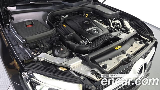 Mercedes-Benz GLC-Class GLC300 4MATIC AMG Line Coupe