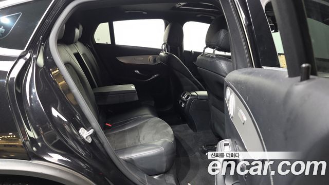 Mercedes-Benz GLC-Class GLC300 4MATIC AMG Line Coupe