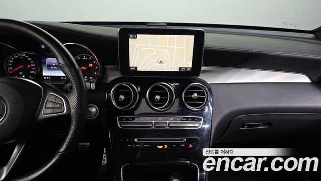Mercedes-Benz GLC-Class GLC300 4MATIC AMG Line Coupe
