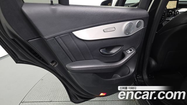 Mercedes-Benz GLC-Class GLC300 4MATIC AMG Line Coupe