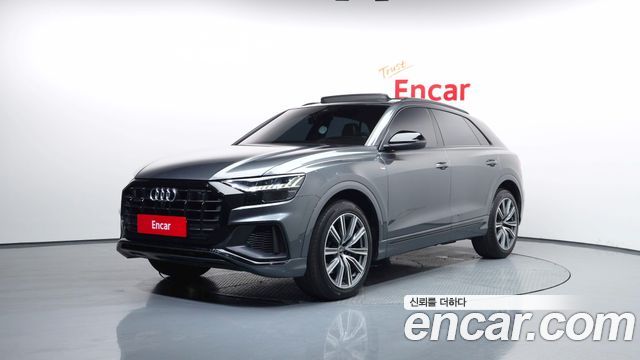 Audi Q8 55 TFSI Quattro Premium