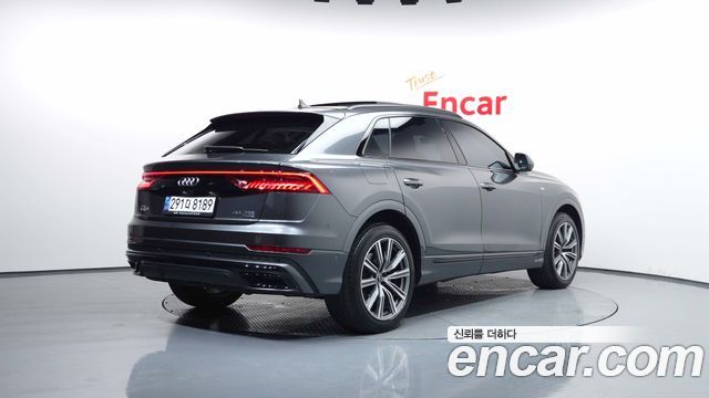 Audi Q8 55 TFSI Quattro Premium