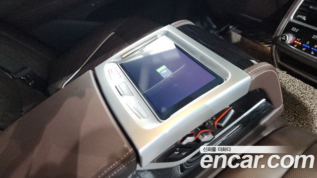 BMW 7-Series 745e iPerformance M Sport