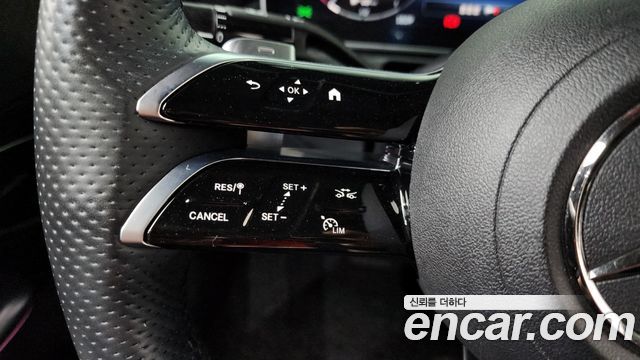 Mercedes-Benz C-Class C300 4MATIC AMG Line