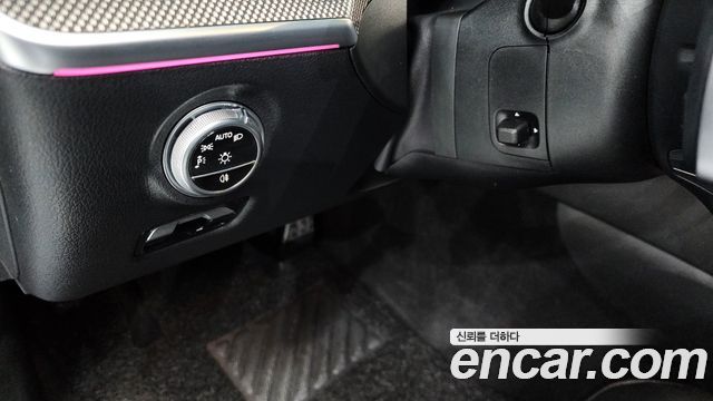 Mercedes-Benz C-Class C300 4MATIC AMG Line