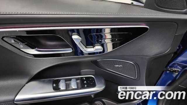Mercedes-Benz C-Class C300 4MATIC AMG Line