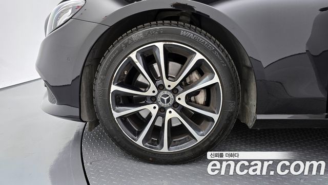 Mercedes-Benz E-Class E250 Avantgarde