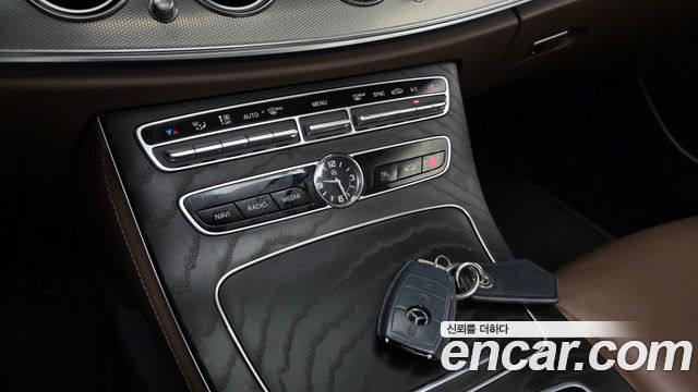 Mercedes-Benz E-Class E250 Avantgarde