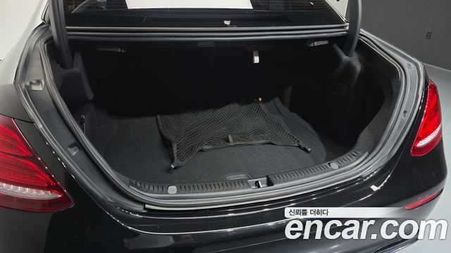 Mercedes-Benz E-Class E250 Avantgarde