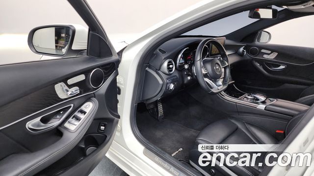 Mercedes-Benz C-Class C200 AMG Line