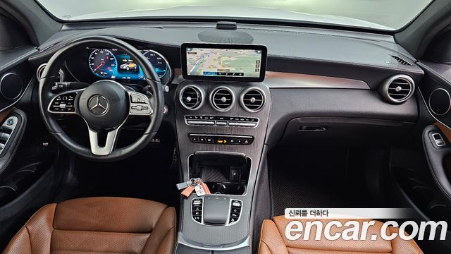 Mercedes-Benz GLC-Class GLC300 4MATIC Premium Coupe
