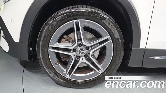 Mercedes-Benz GLB-Class GLB250 4MATIC