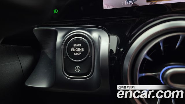 Mercedes-Benz GLB-Class GLB250 4MATIC