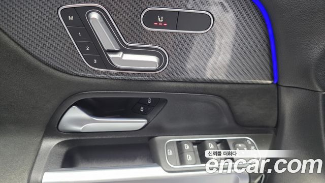Mercedes-Benz GLB-Class GLB250 4MATIC