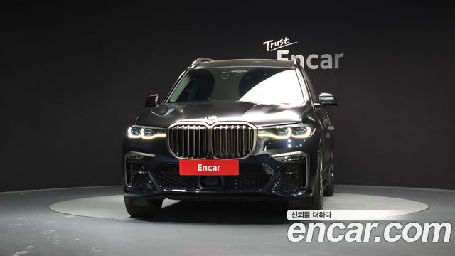 BMW X7 M50i 6STR