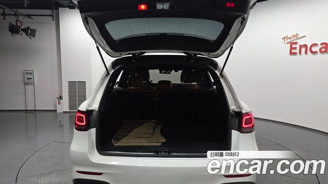 Mercedes-Benz GLC-Class GLC300 4MATIC