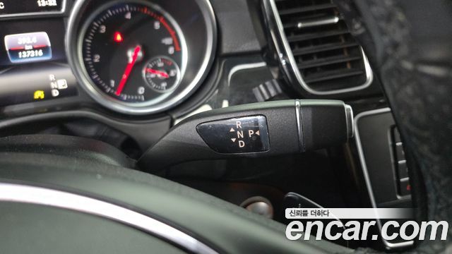 Mercedes-Benz GLE-Class GLE250 d 4MATIC