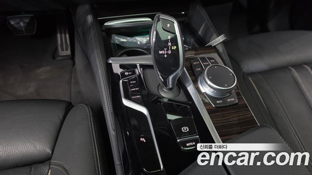 BMW 5-Series 520i M Sport