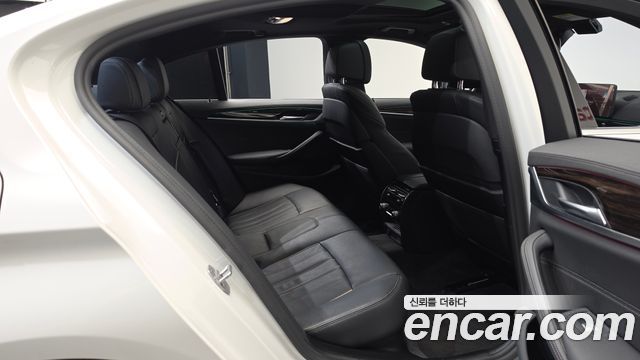 BMW 5-Series 520i M Sport