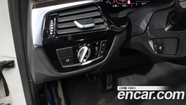 BMW 5-Series 520i M Sport