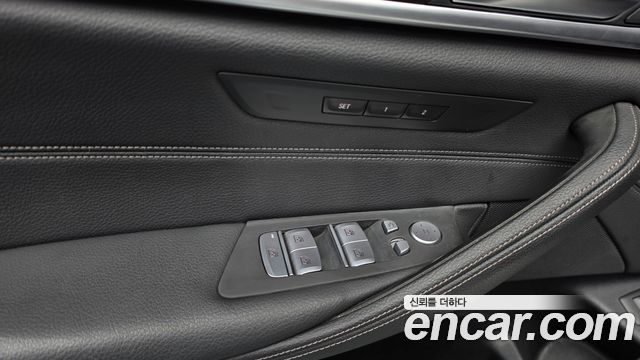BMW 5-Series 520i M Sport