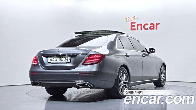 Mercedes-Benz E-Class E300 AV Intelligent Drive